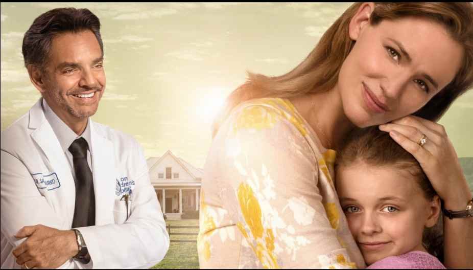 Jennifer Garner, Eugenio Derbez, and Kylie Rogers in Miracles from Heaven (2016)